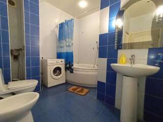 Апартаменты 3к. квартира на Сумской Харьков Апартаменты с 2 спальнями-10